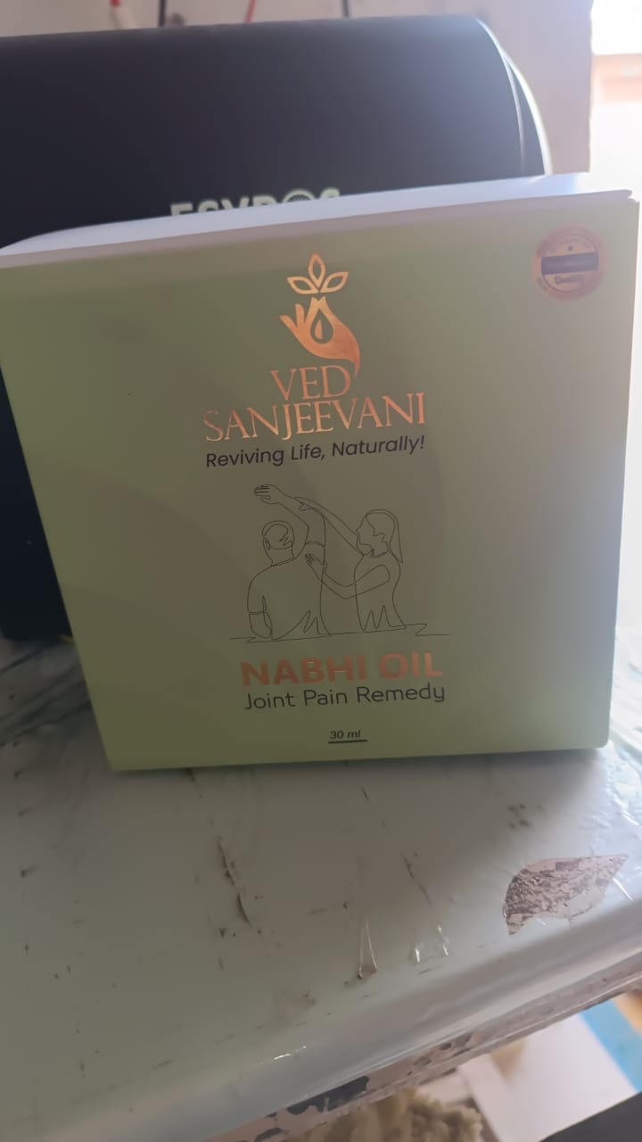 Ved Sanjeevani Nabhi Oil for Joint Pain Relief (30ML / 1 Pc)