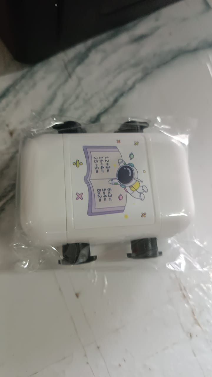 Kids Educational Automatic Math Problem Rolling Stamp (1 Pc)